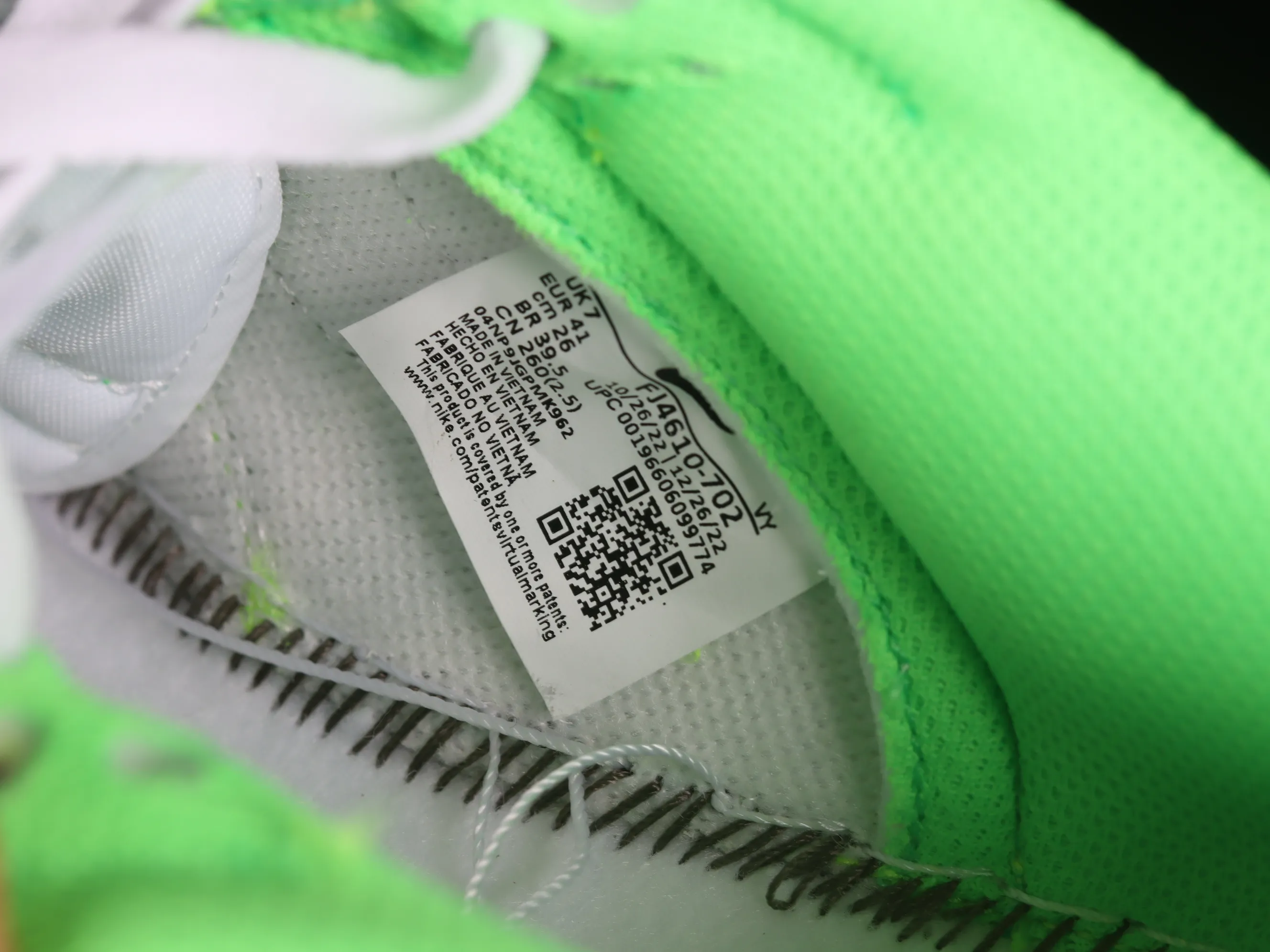 All categories Nk SB Dunk series Nk SB Dunk Low low-top sneakers Nk Dunk Low "Glow In The Dark" fluorescent green SB low-top sports and leisure sneakers FJ4610-702